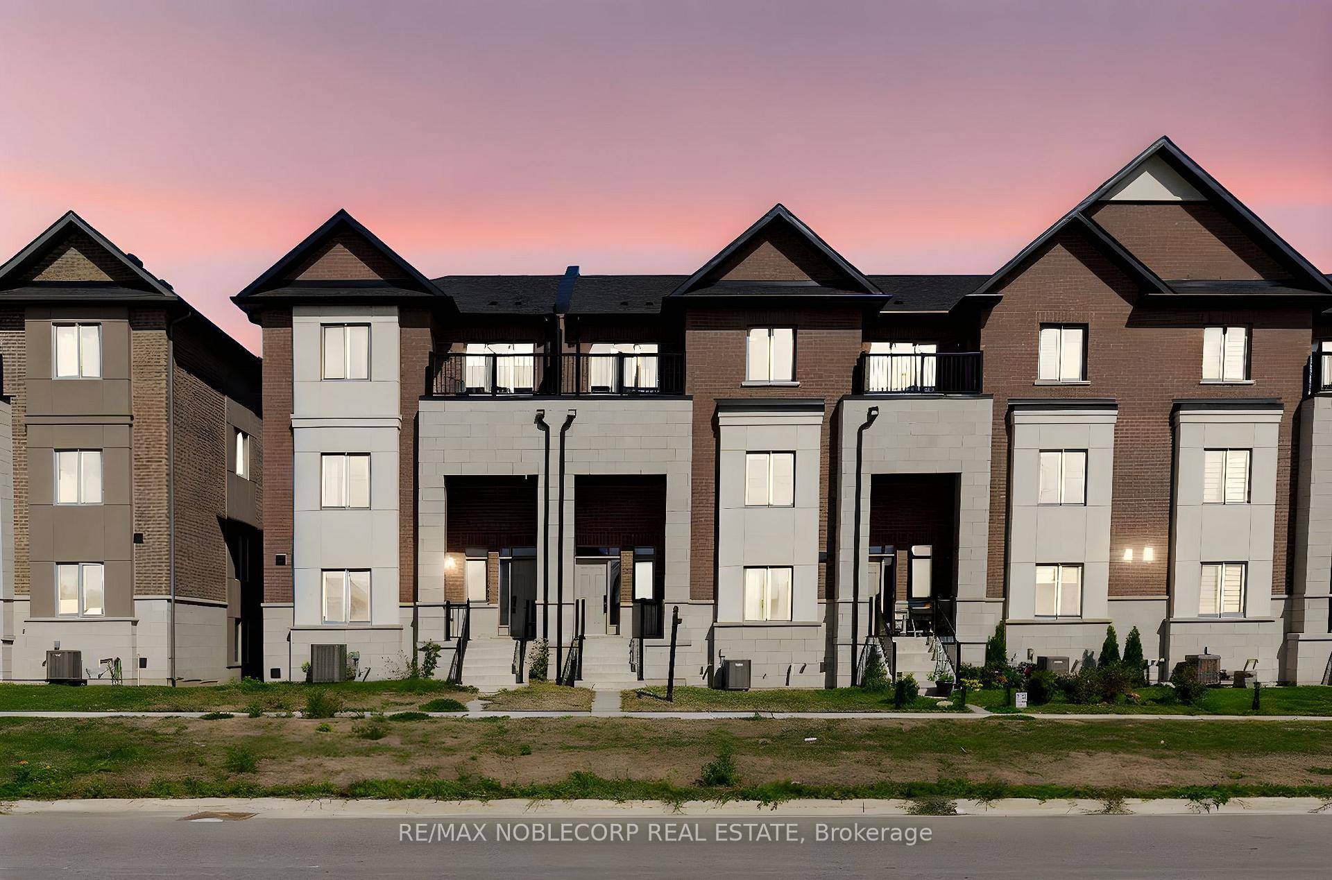 Built in 2023, this stunning 3 storey freehold townhome offers 2, 520 sq ft above grade, an unfinished basement with bathroom rough in, and arare double car garage.