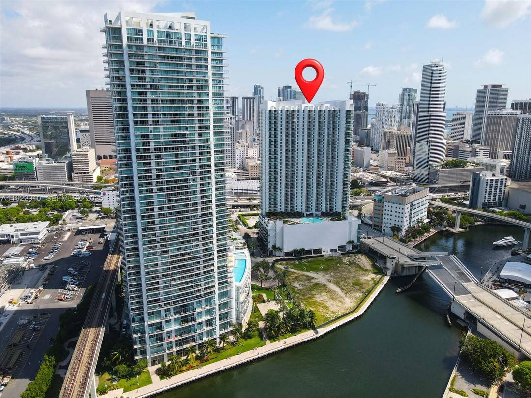Experience Luxury Urban Living In This Beautifully Furnished 2 Bedroom, 2 Bathroom Condo Located In The Highly Desirable Wind Condo In Miami.