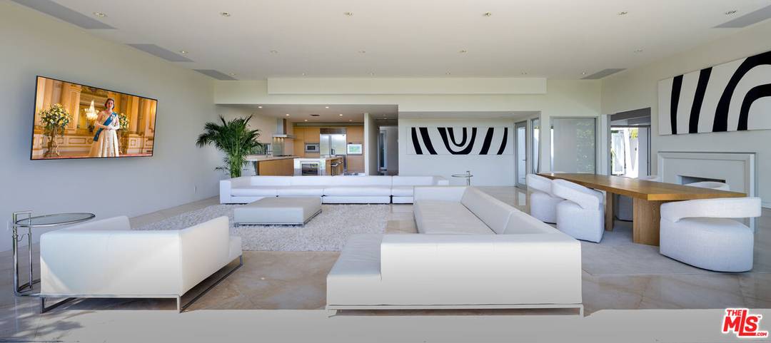 1466  N BEL AIR RD 3BR Bel Air La