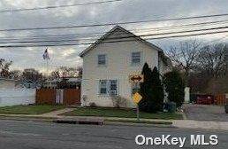 Beautiful Extra Large Renovated Colonial in the heart of Merrick.