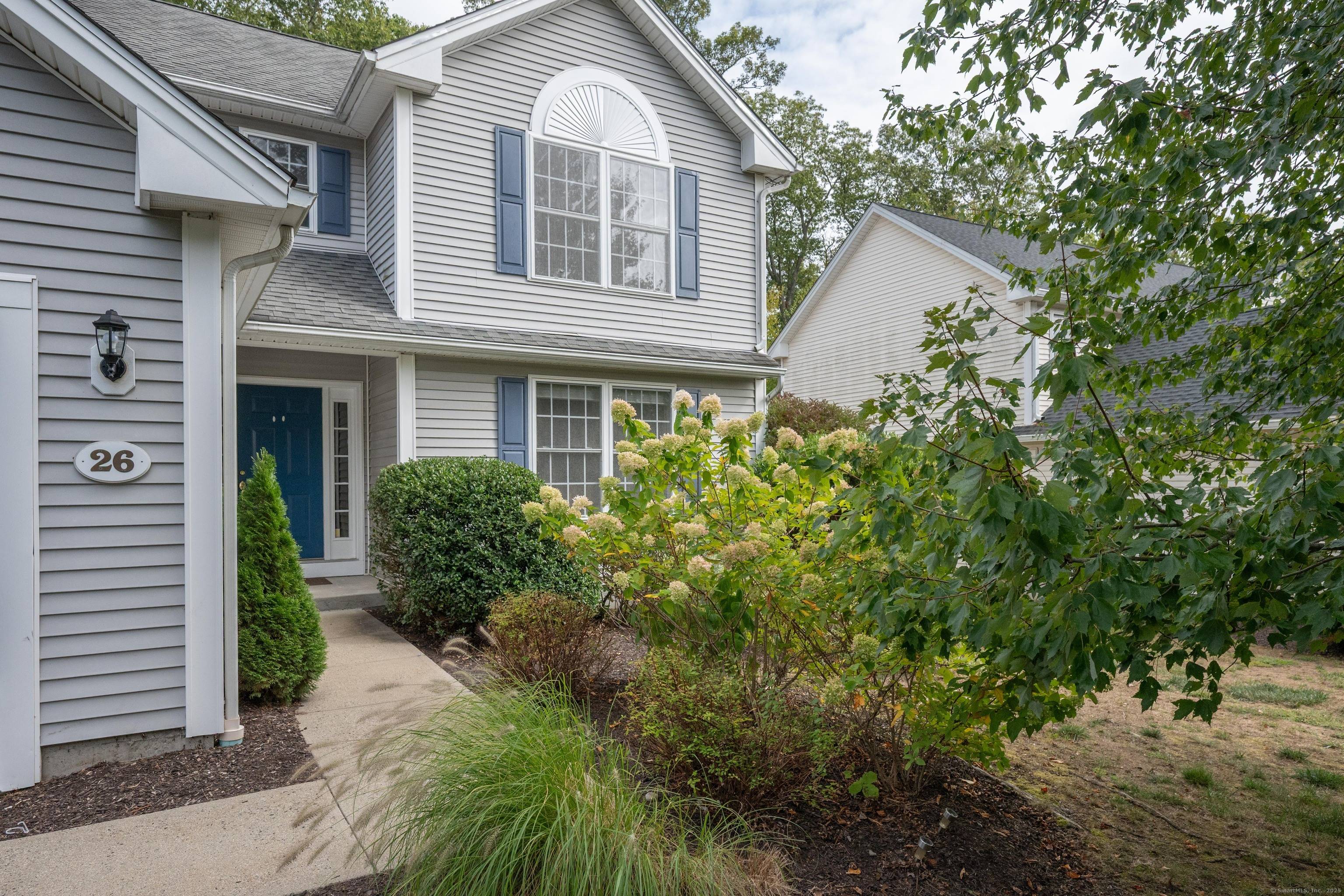 Beautifully updated 3 bedroom, 2.