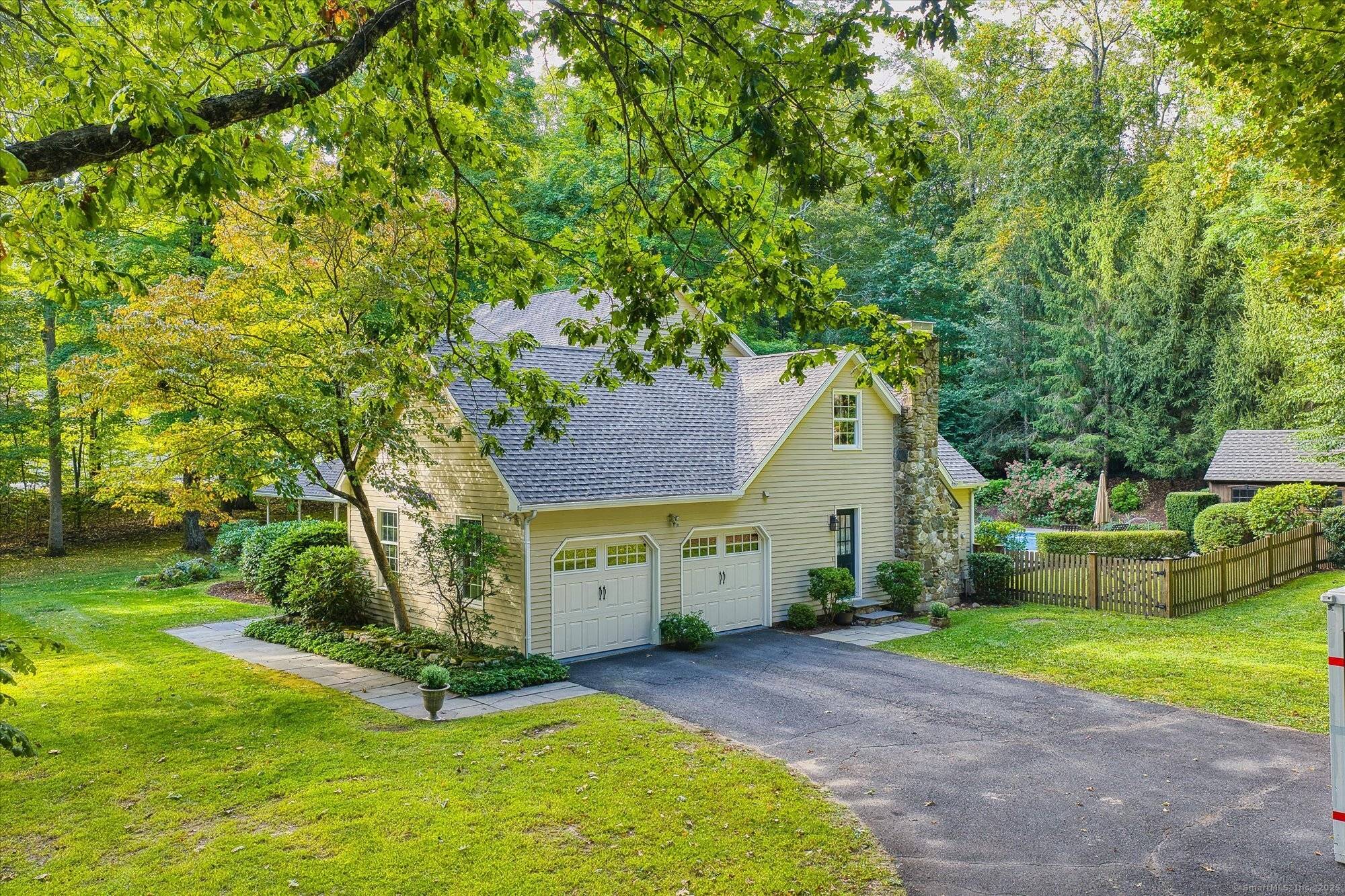 Discover the perfect blend of tranquility and elegance in this charming 4 bedroom Colonial, nestled in a picturesque landscape.