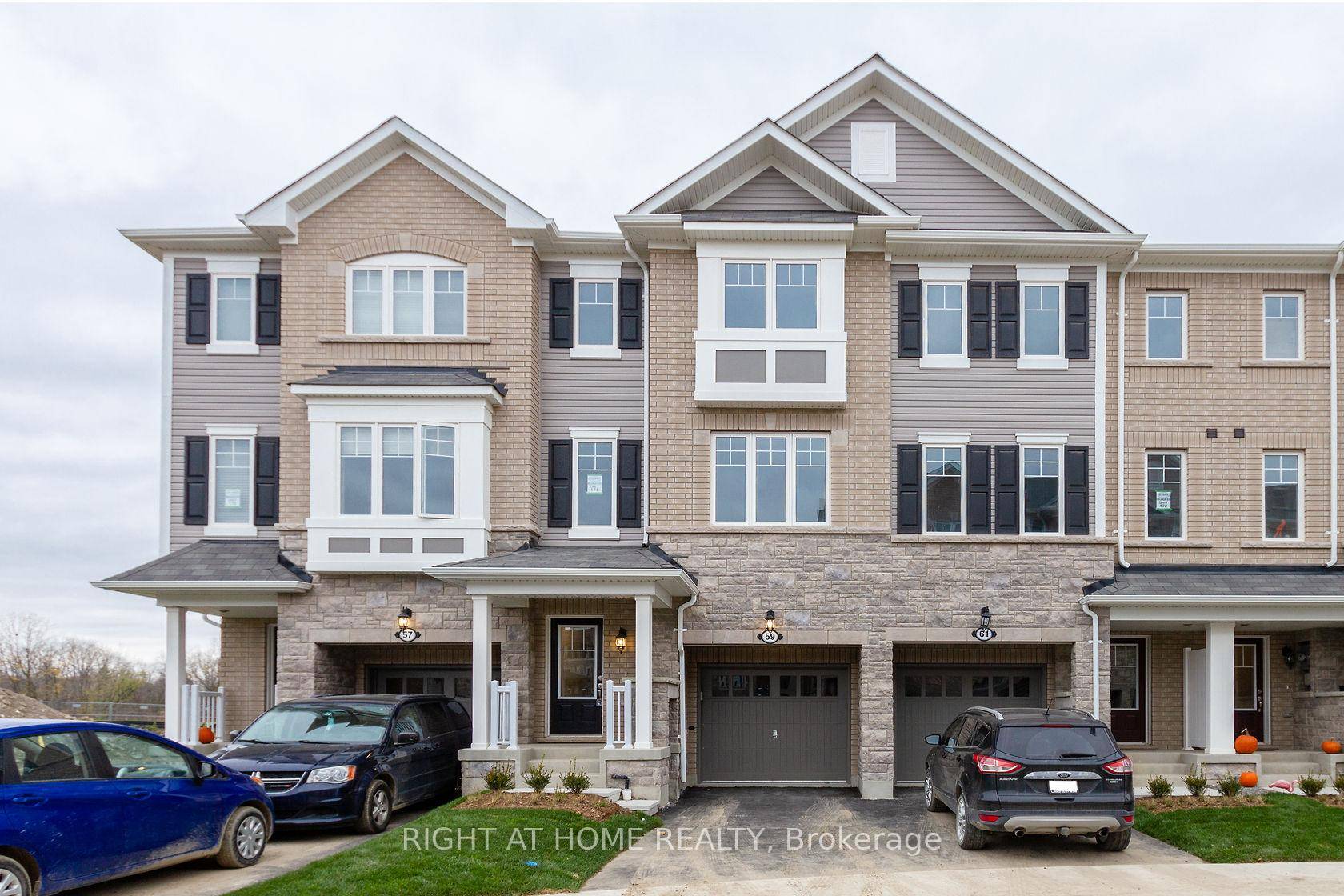 Beautiful Ballantry Built Home !