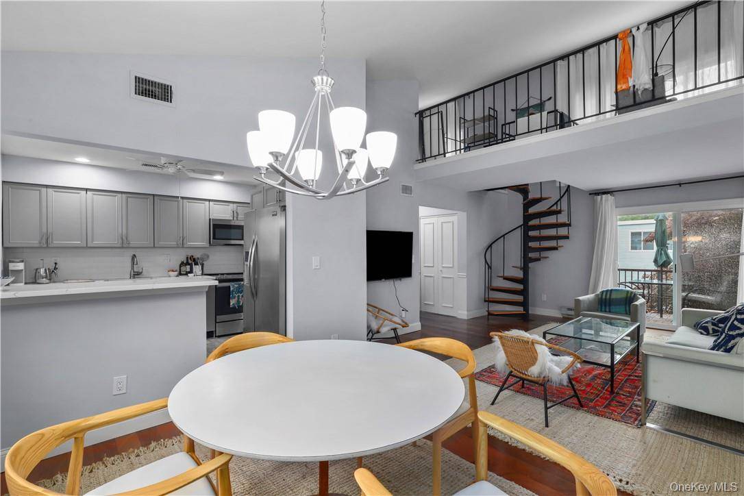 Super Clean, all updated and lovely 3 bedroom with loft, hardwood floors thru out.