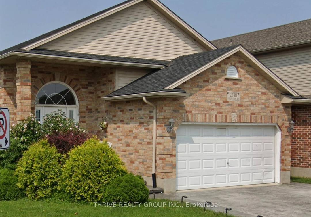 Welcome to this lovely basement apartment that includes a separate kitchen, bedroom, living space, and bathroom that is conveniently located in a quiet, family friendly neighbourhood in North London.