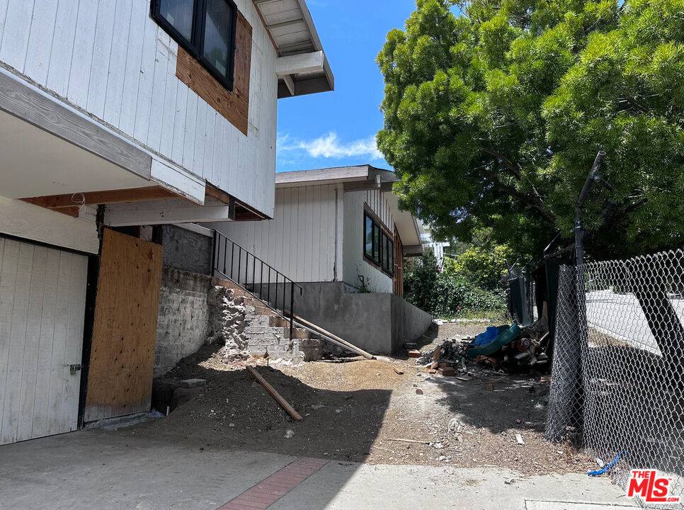 2495 Westridge Rd 4BR Brentwood La