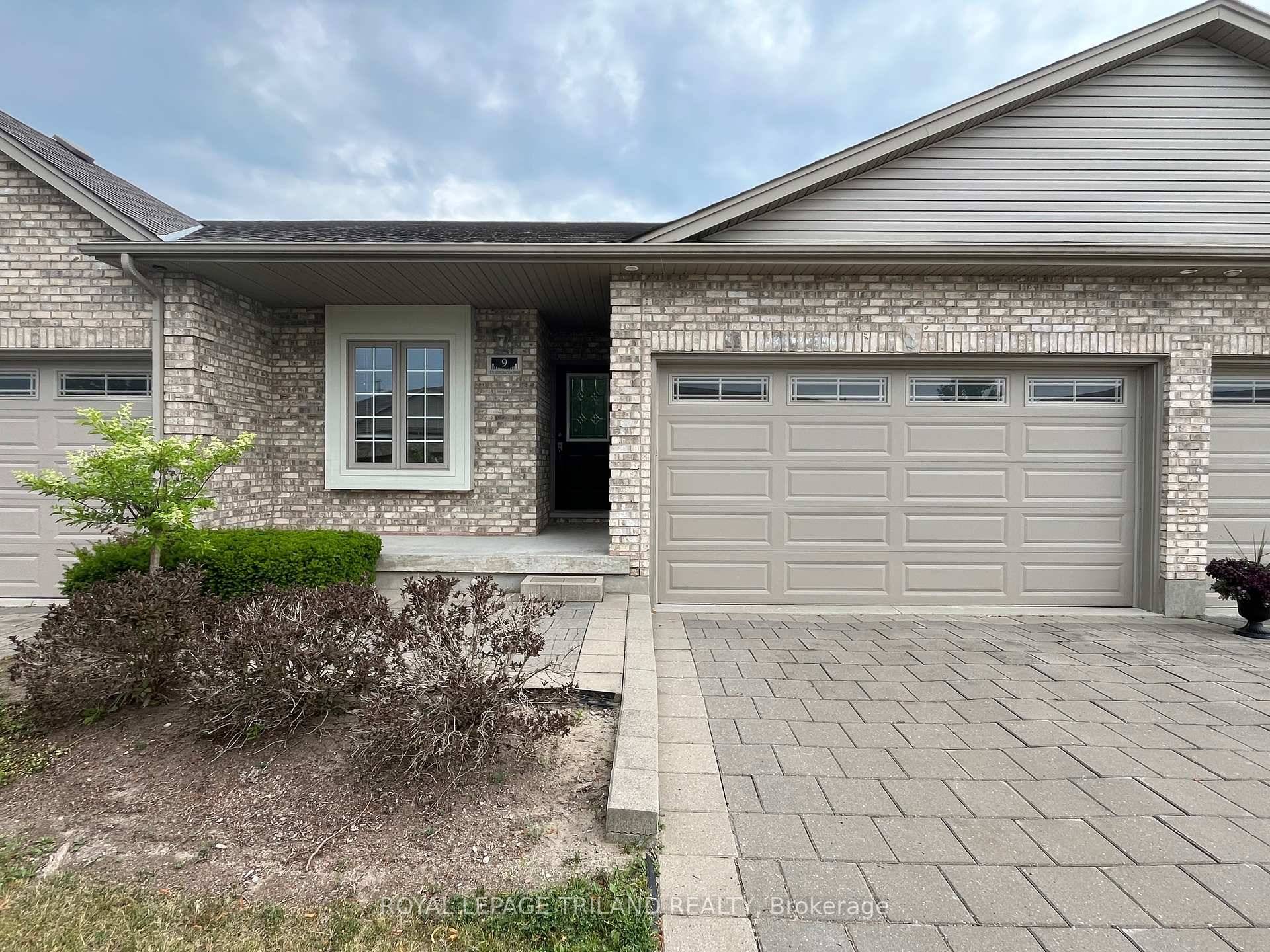 Welcome to your dream home in the serene White Hills community called Gainsborough Place !