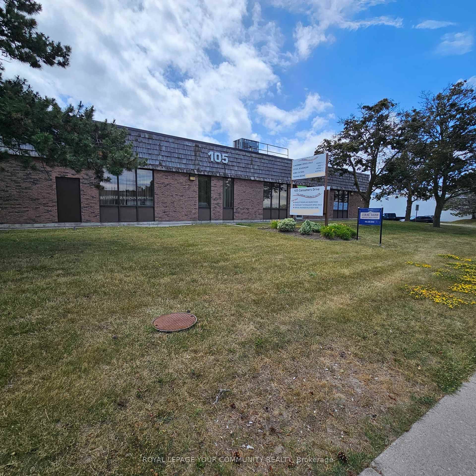Prime Commercial Leasing Opportunity at 105 Consumers Dr !