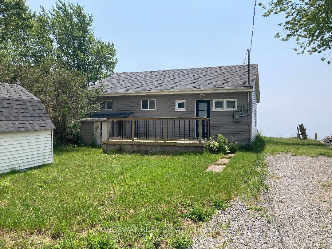 Lake Erie views with Mohawk Island Lighthouse directly in front of this large lakefront property.