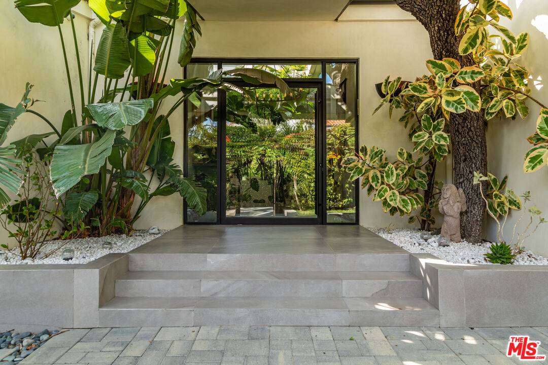 33020   Pacific Coast Hwy 3BR Malibu La