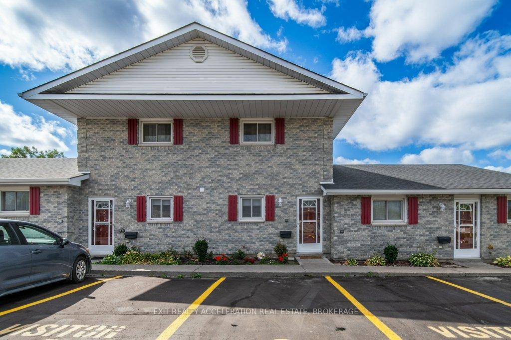 Welcome to Cannifton Villas, a sought after community just north of Belleville where convenience meets comfortable living.