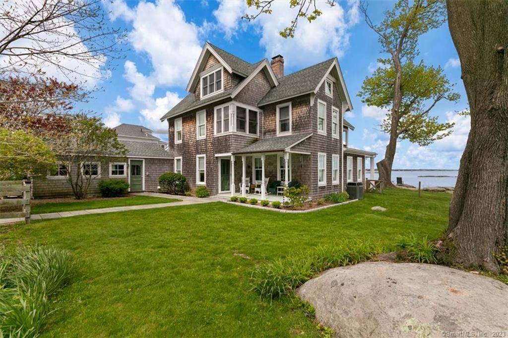 WATERFRONT SANCTUARY... furnished academic rental.