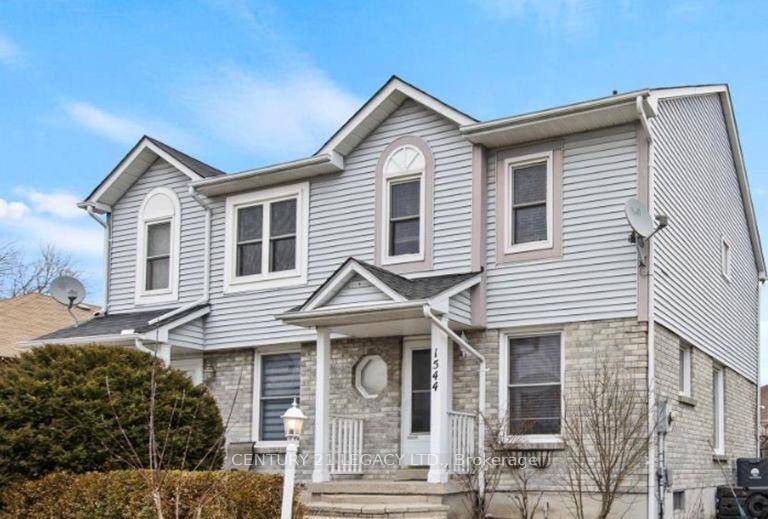 A fantastic opportunity to own a semi detached home in Oshawa, just steps from Lake Ontario and the beautiful waterfront trails.