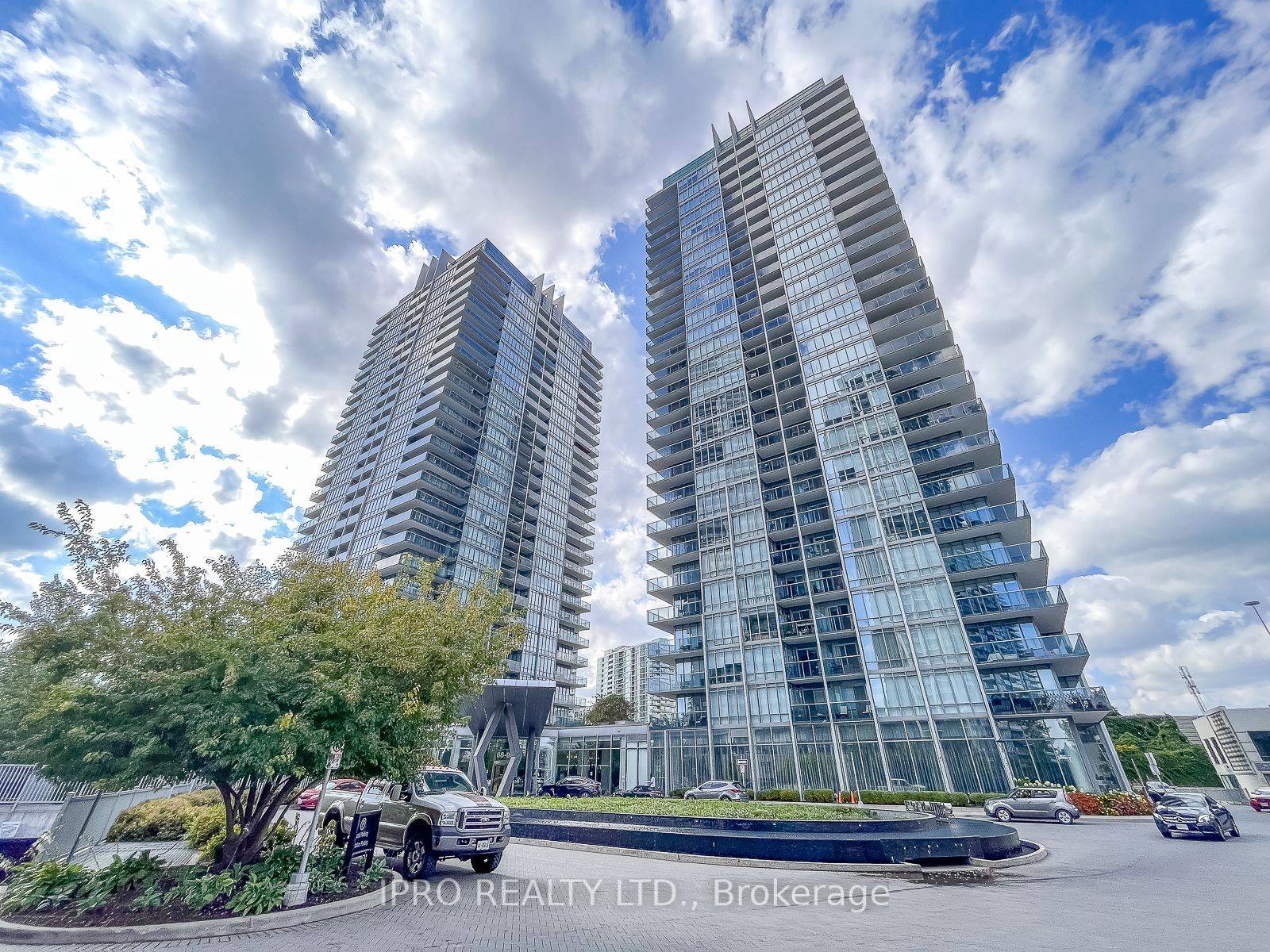 Beautiful Condo At South Beach Condos.