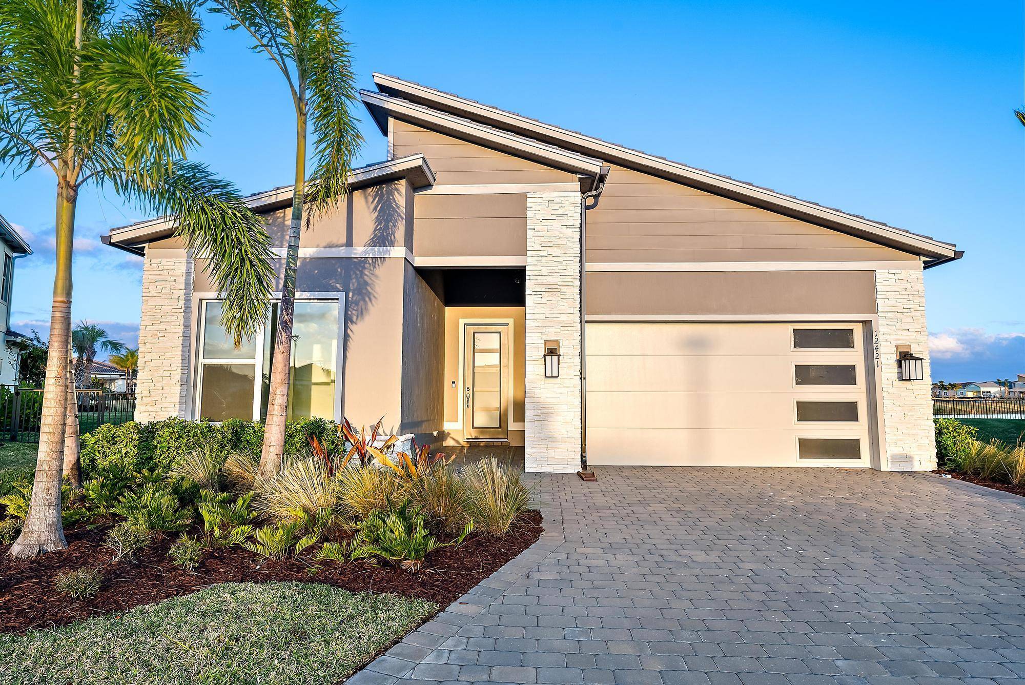 EXQUISITE, brand new, never been lived in single family 3 bedroom, 2.