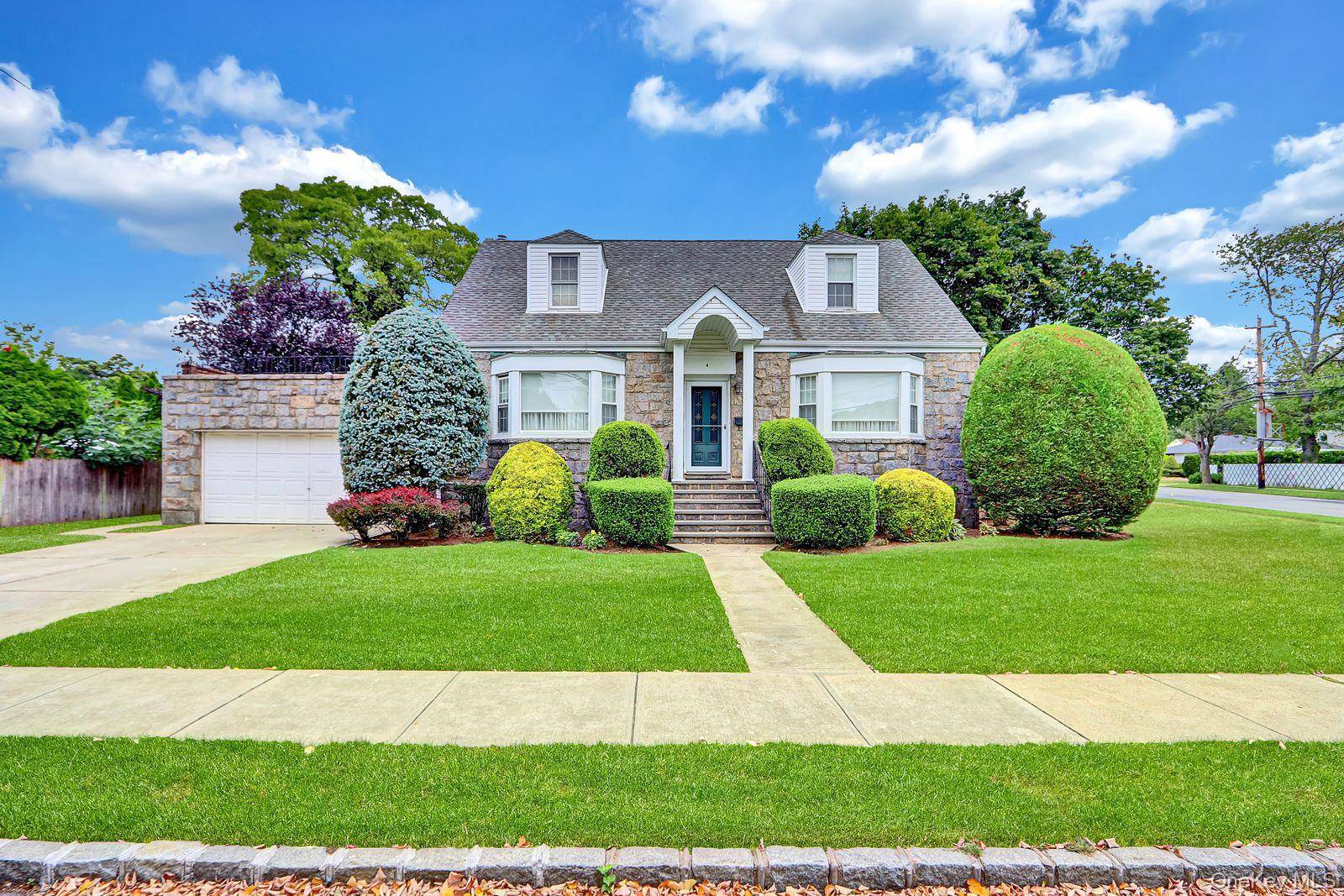 This is the home you have been waiting for !