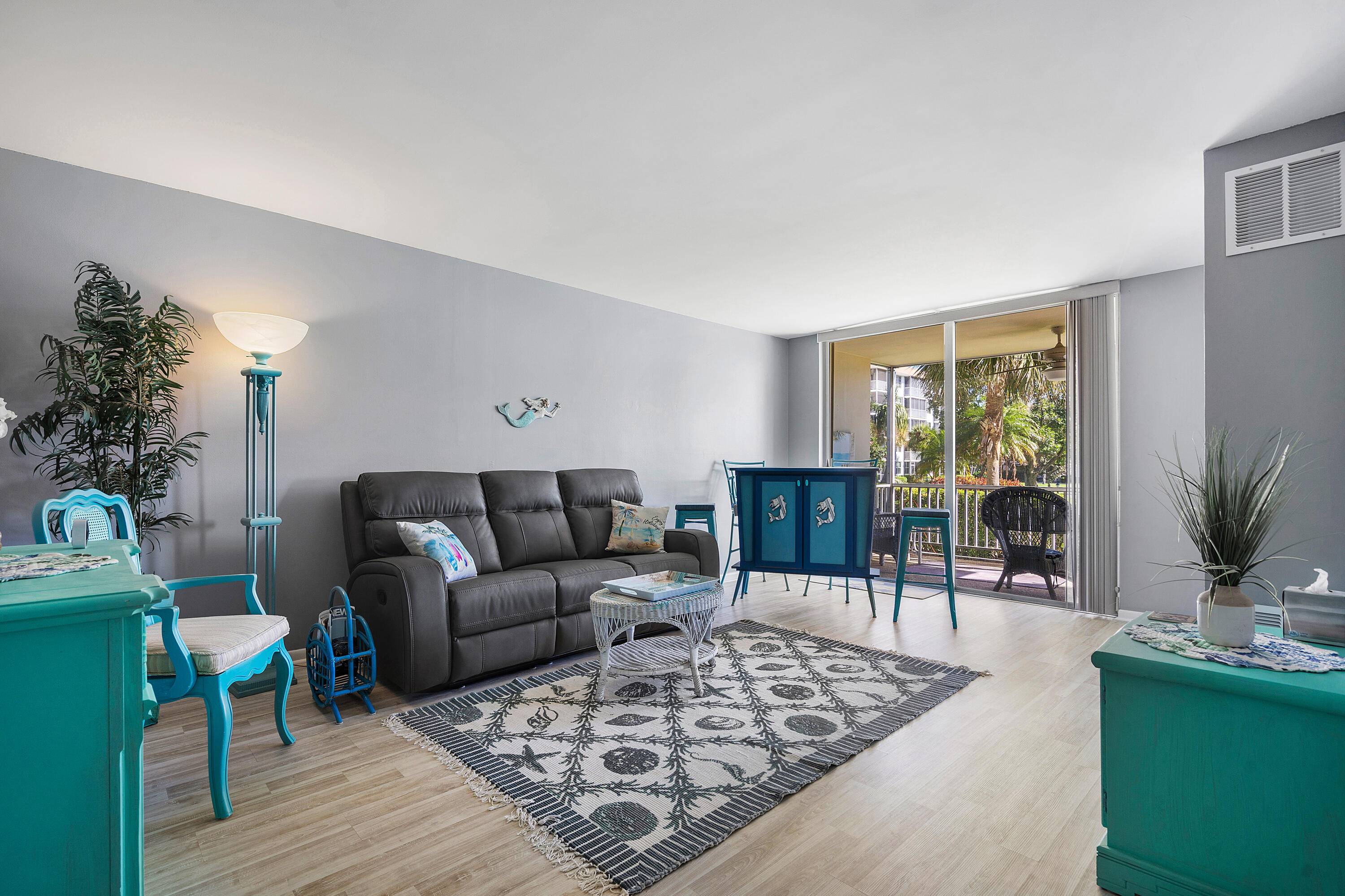 Delray Beach is Southern Livings 1 best towns for retirement.