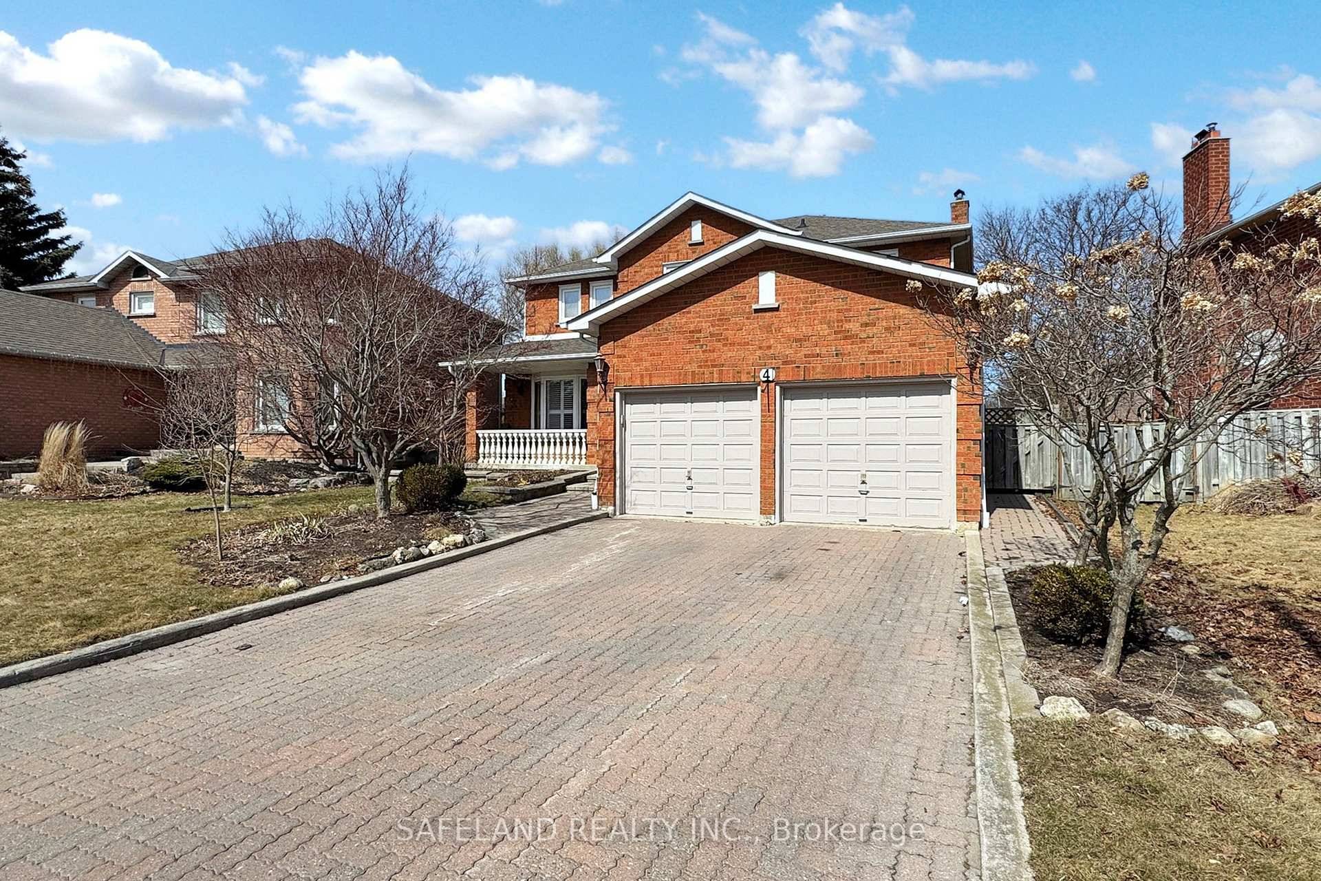 Welcome to this immaculate, well maintained 2 storey, 3 bedroom home, nestled in the highly sought after Blue Grass Meadows neighbourhood in Whitby.