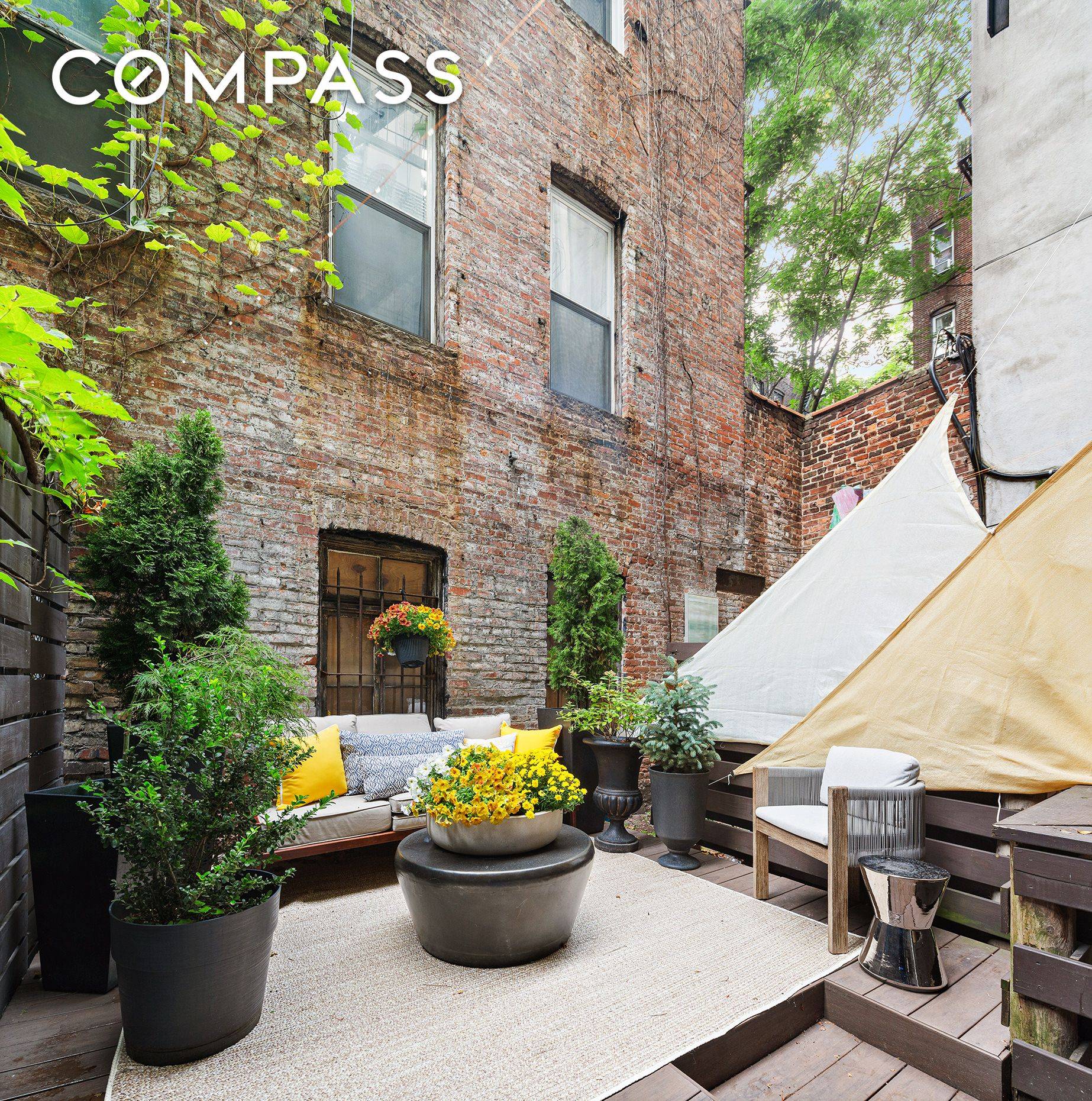 Lower East Side 1 Bedroom duplex !