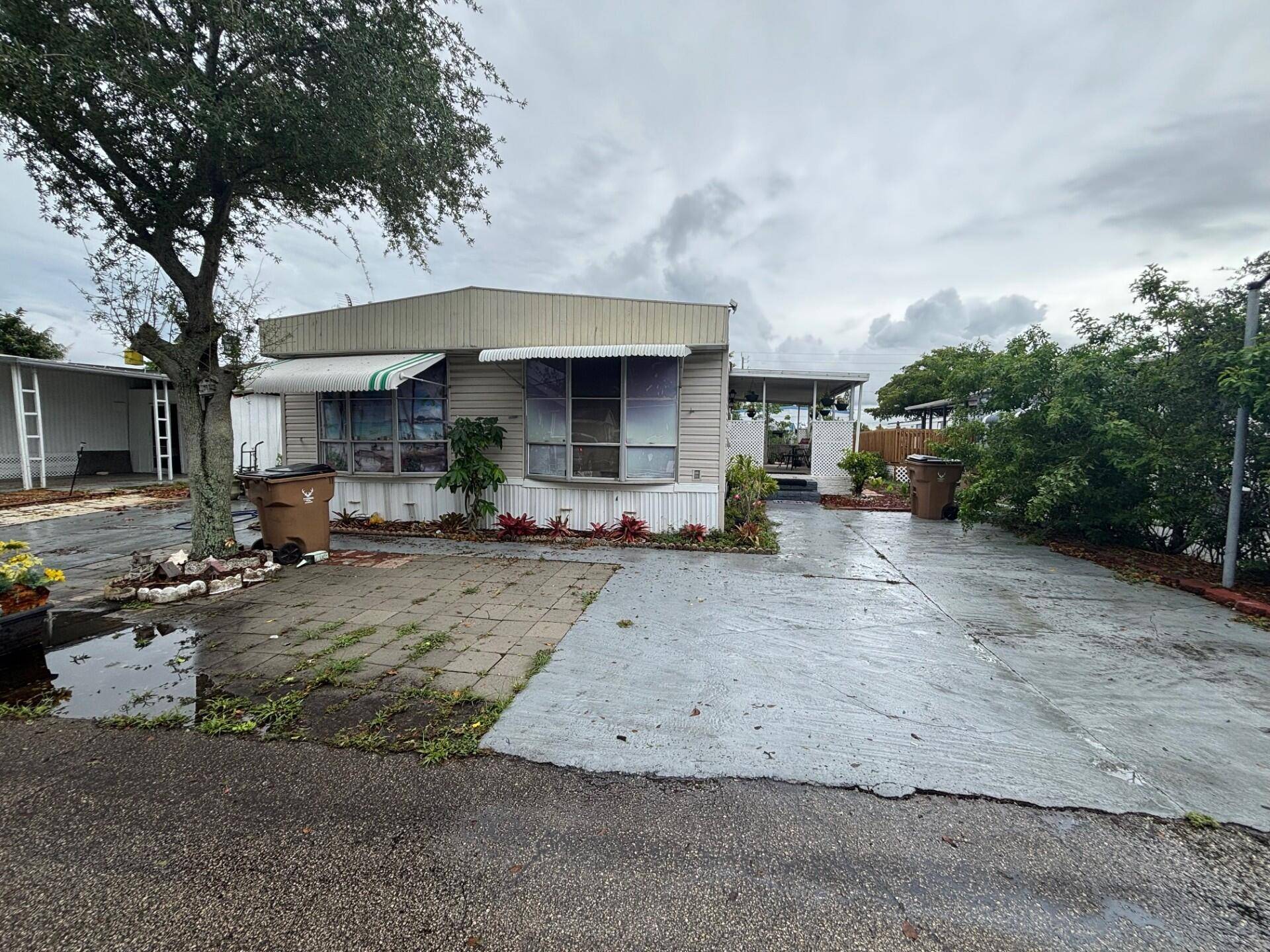 CALL TODAY TO VIEW THIS SPACIOUS HOME, WELL MAINTAINED WITH 3 BEDROOMS, 3 BATH'S AND ENCLOSED PORCH.