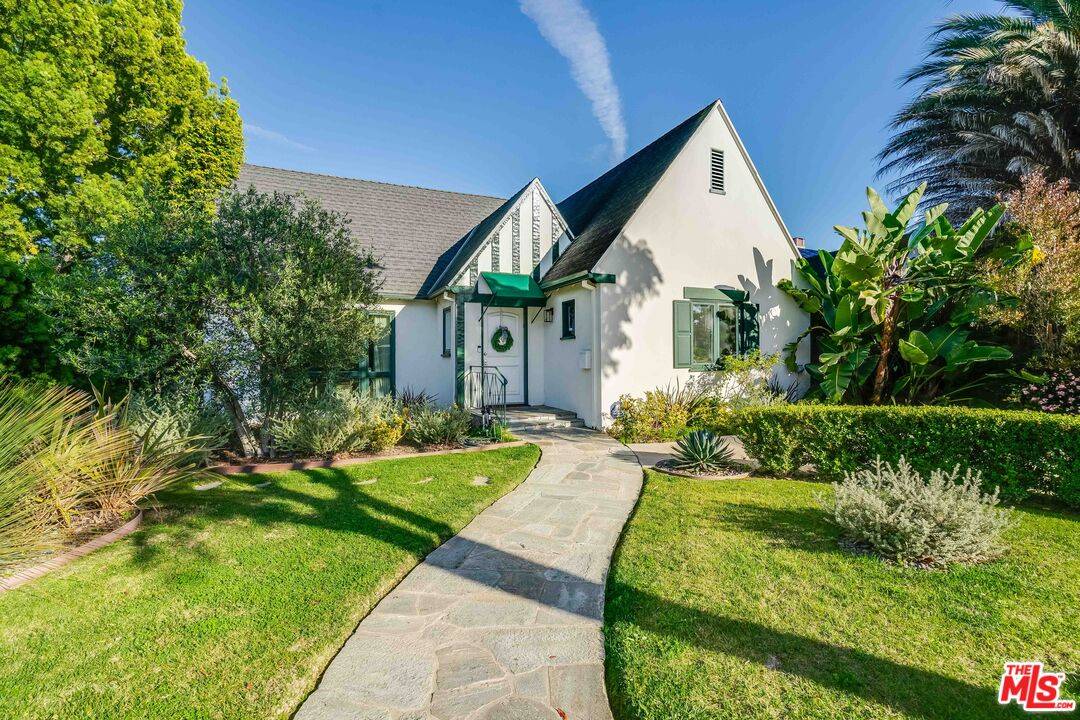 200  S Wetherly Dr 4BR Beverly Grove La