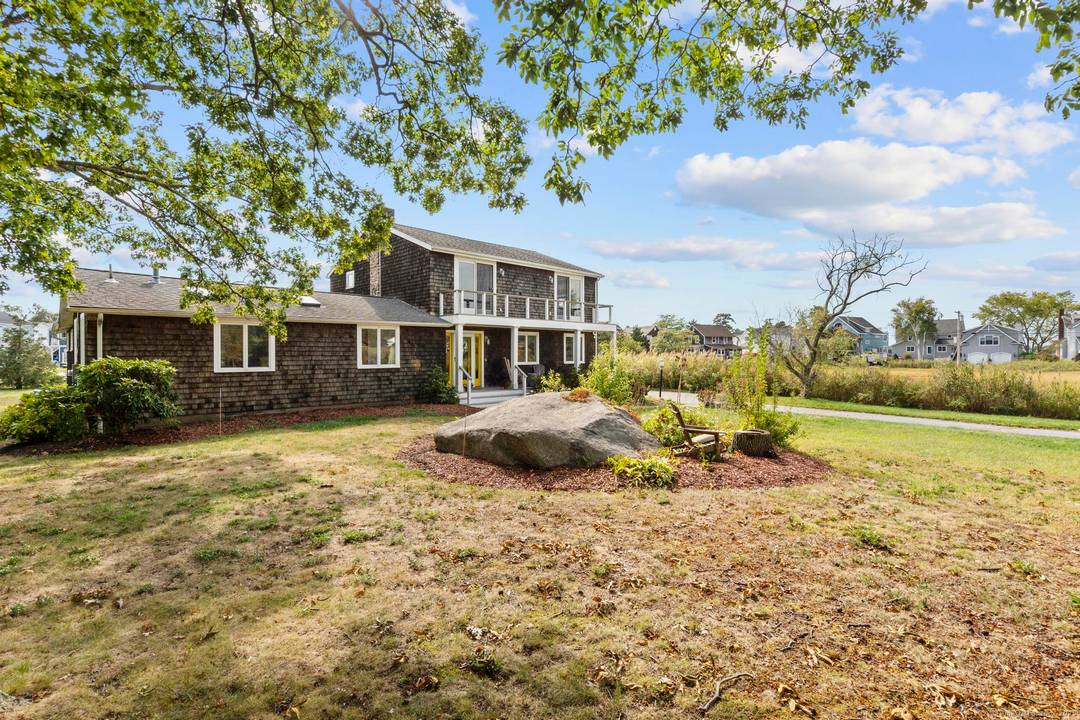 Situated on Summer Island Road, in the heart of Pawson Park.