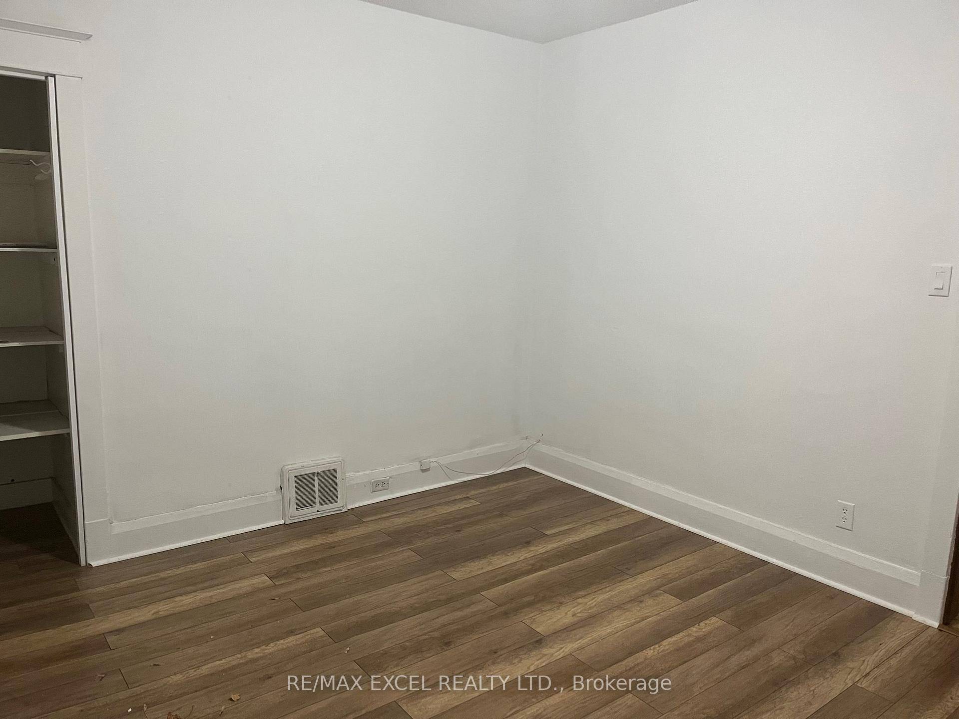 Welcome To This Charming Upper Level Retail Space In A Very Desirable Location In The Famous And Busy Greek Town.