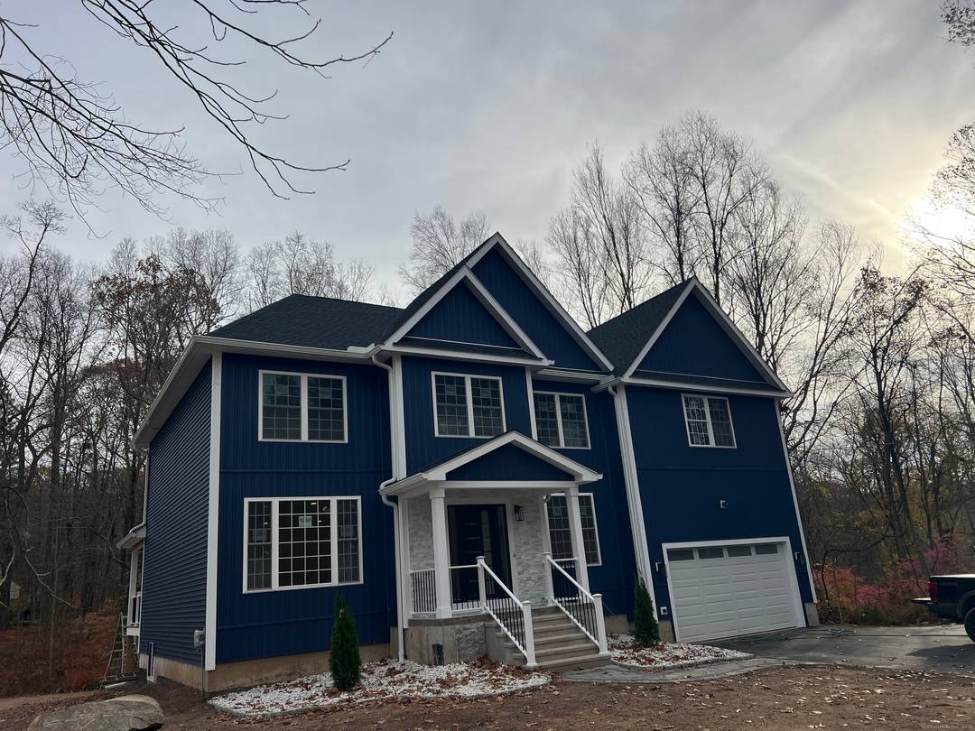 New construction ready for you to move in !