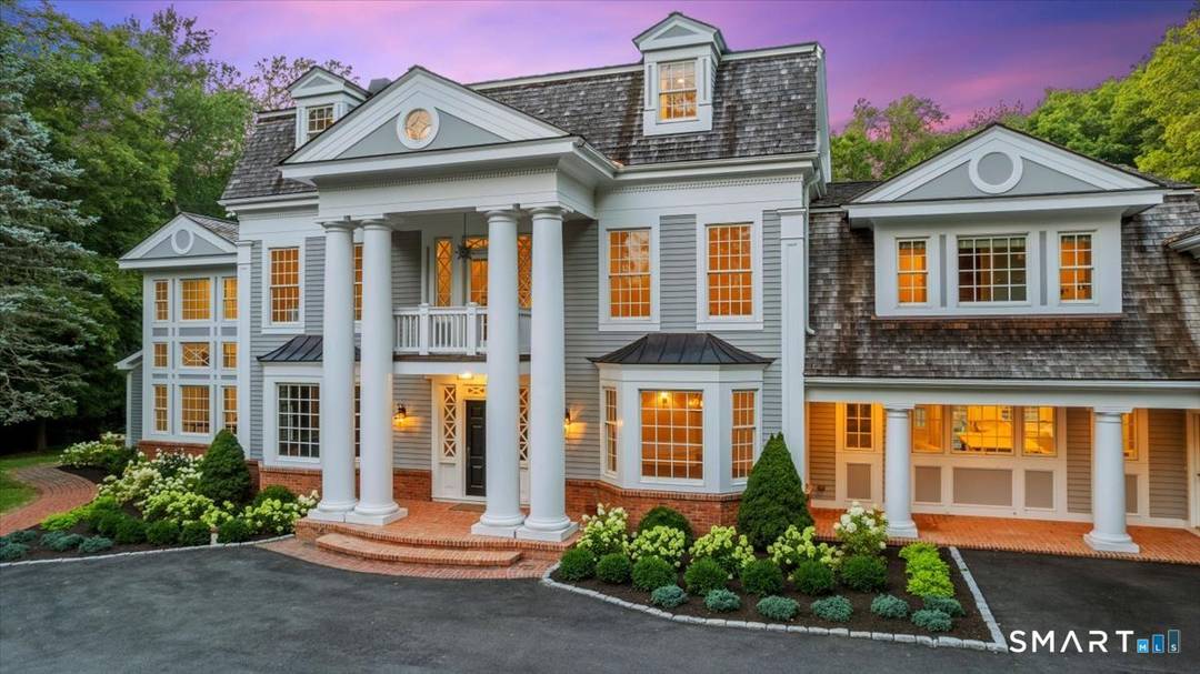 Welcome to 1421 Oenoke Ridge in the picturesque town of New Canaan, CT.