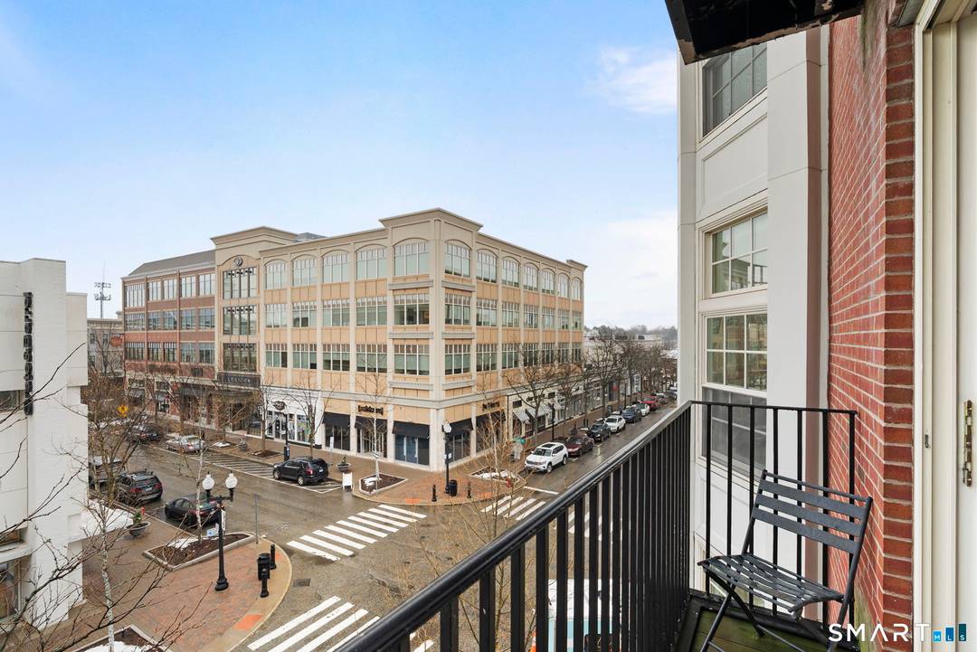 Enjoy living in one of West Hartford's most vibrant areas.