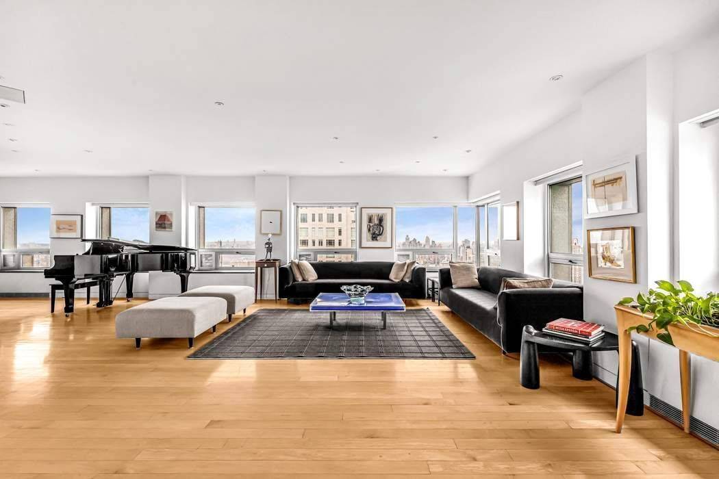 Experience unparalleled luxury in this magnificent 17 room Penthouse tower residence, spanning over 9, 000 ft2 and occupying the entire 39th and 40th floors of a premier white glove Condominium ...