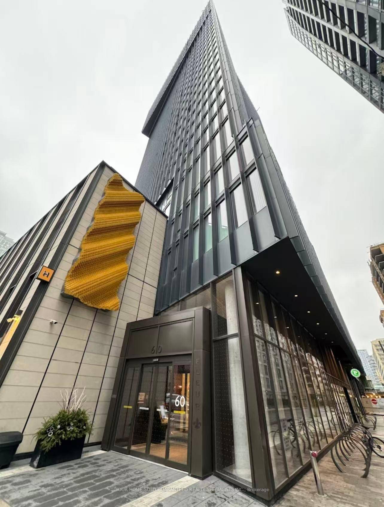 Experience vibrant city living in this stylish 1bedroom Den condo located in the heart of downtown Toronto.