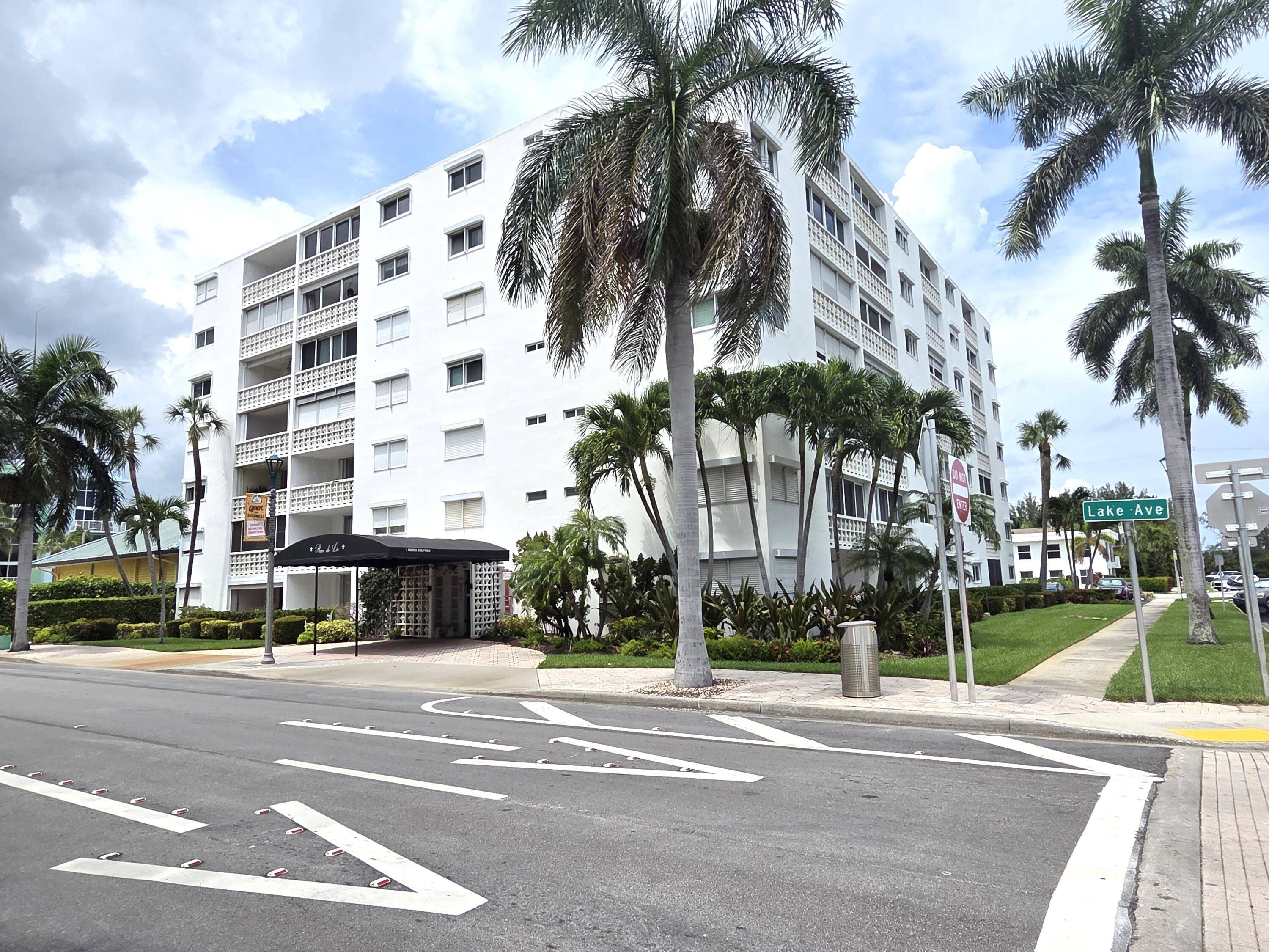 This 2 bedroom 2 bath 55 condo has it !
