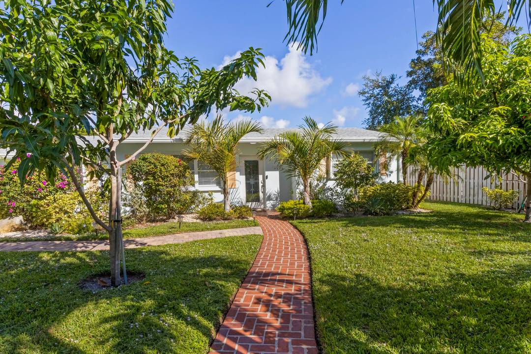 ANNUAL RENTAL. Experience the epitome of coastal living in this newly renovated, fully furnished 4 bedroom, 2 bathroom home nestled in Delray Beach.