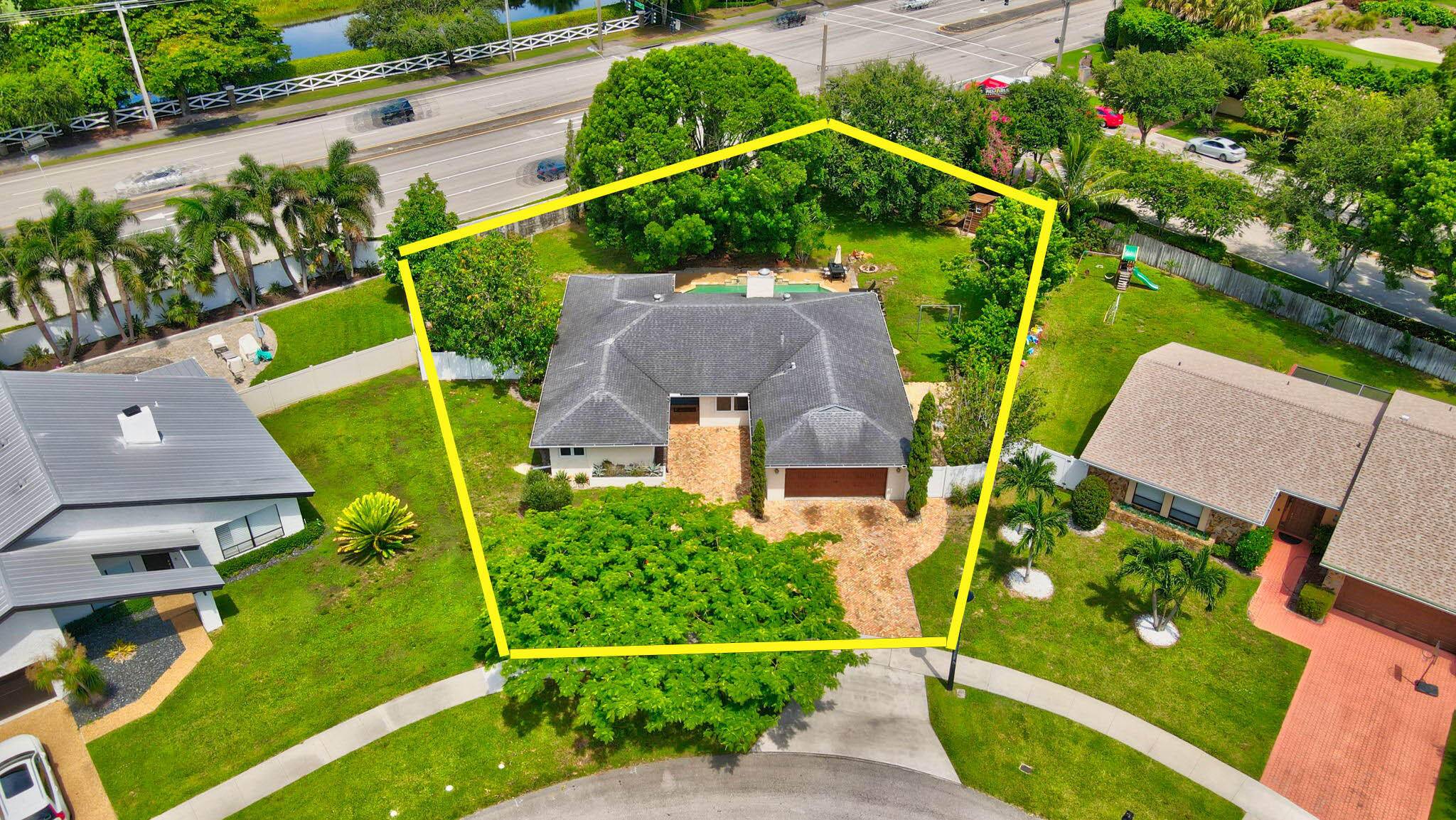 Just listed ! One of the biggest lots just under 20, 000 sqft.