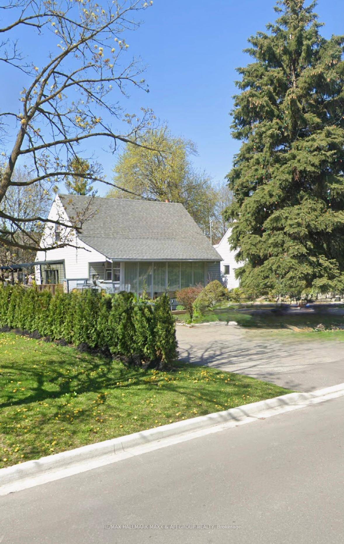 High Demand Neighborhood, Convenient Location, Newly painted, Steps To Schools, Parks, Ttc.