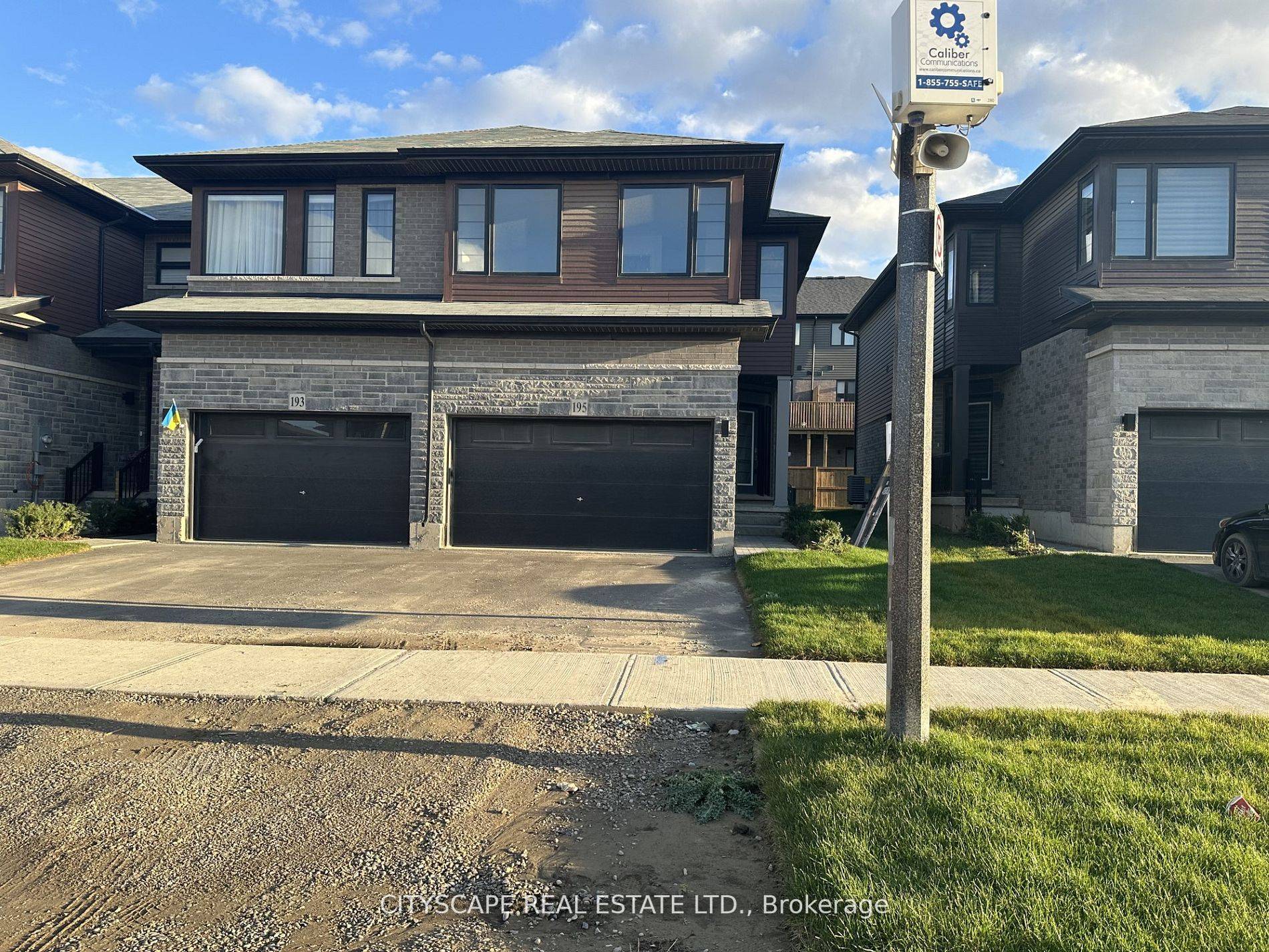 Only one year old LOSANI built house featuring with many upgrades, Well kept better than new, Freehold Townhouse End unit like Semi Detached House, 3 Br, 2.