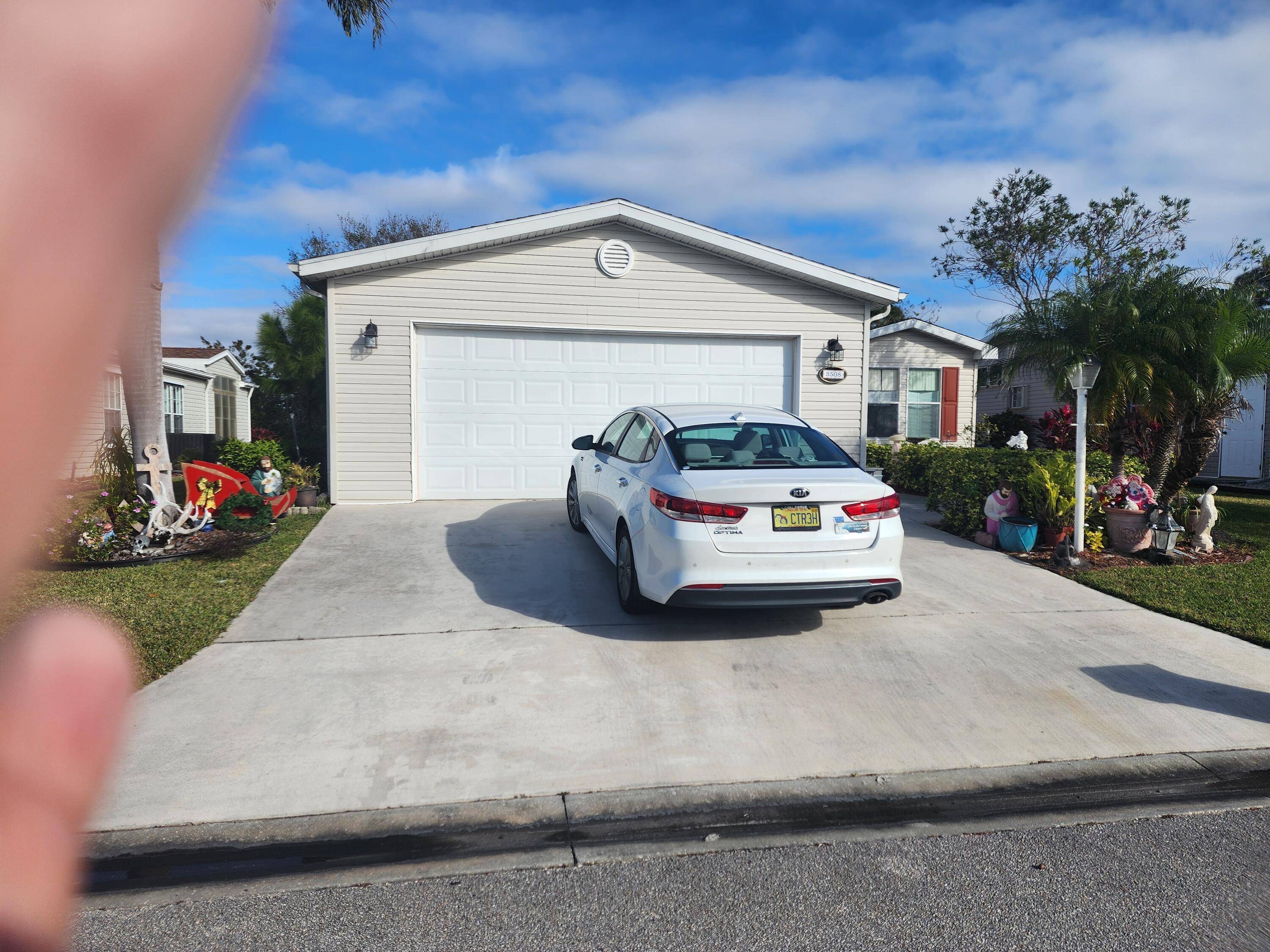 Diamond in the rough ! Motivated Seller wants a quick sale of this property, Low price for a 3 bedroom 2 bath with a formal dining room and a 2 ...