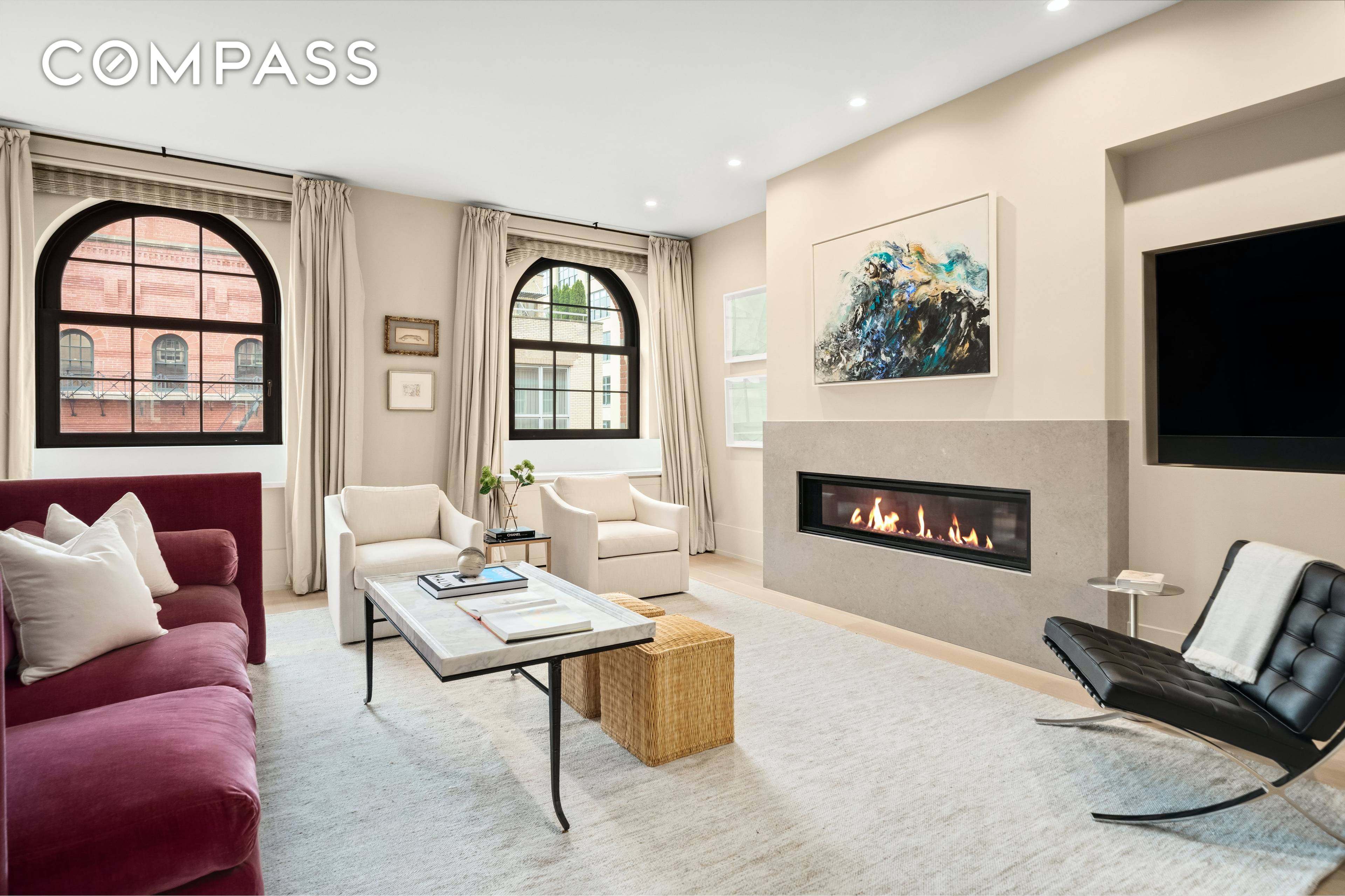 443 Greenwich s original grand and historic, landmarked facade has been meticulously restored and its interiors transformed by CetraRuddy Architects.