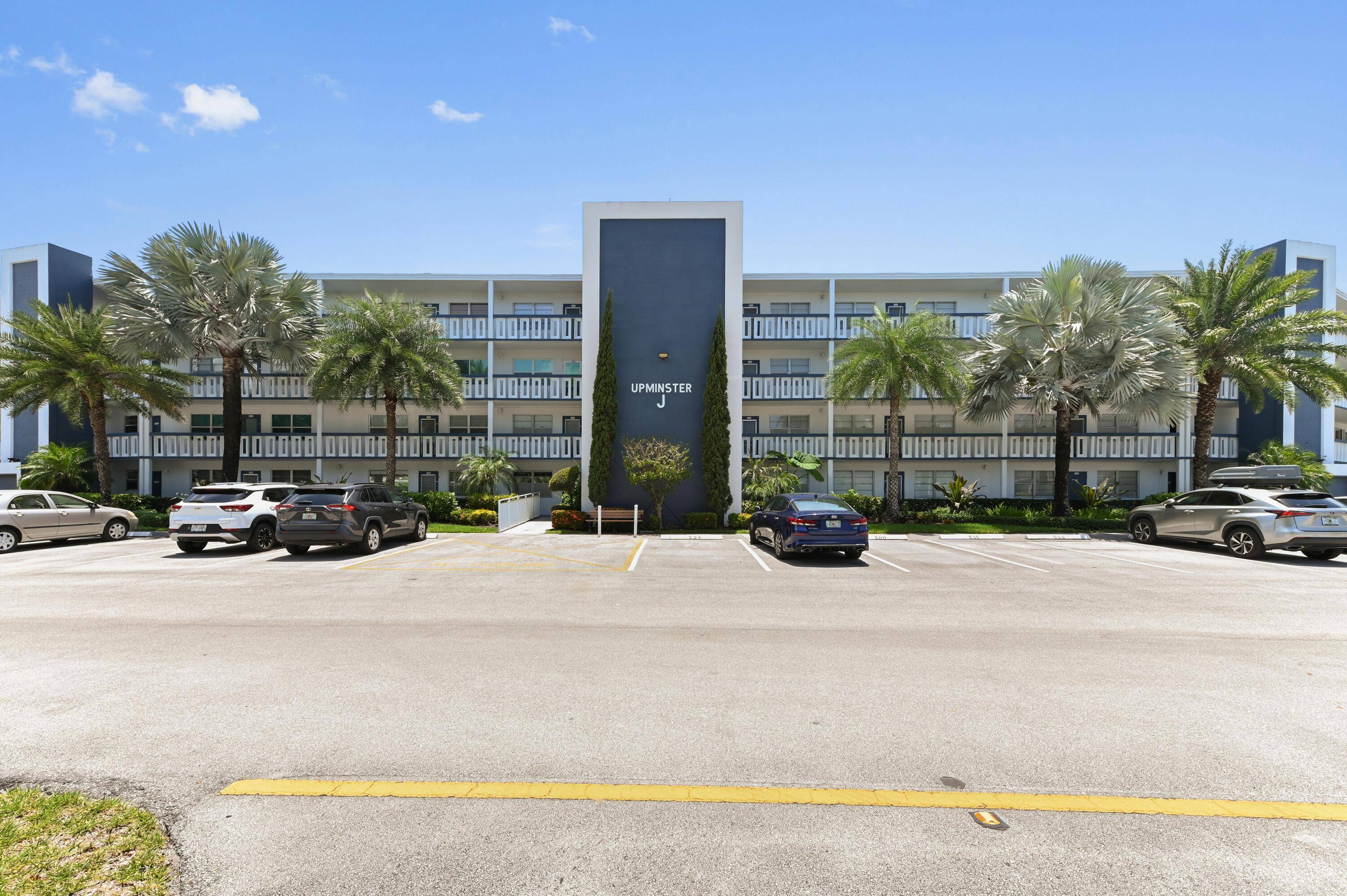 Rarely Available Penthouse Unit in Century Village Deerfield Beach !