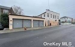 Prime Location at Heart of Corona !