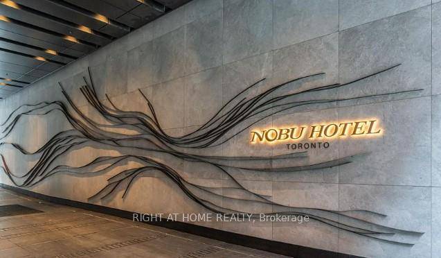 Welcome to Unit 3314 at 35 Mercer Street.