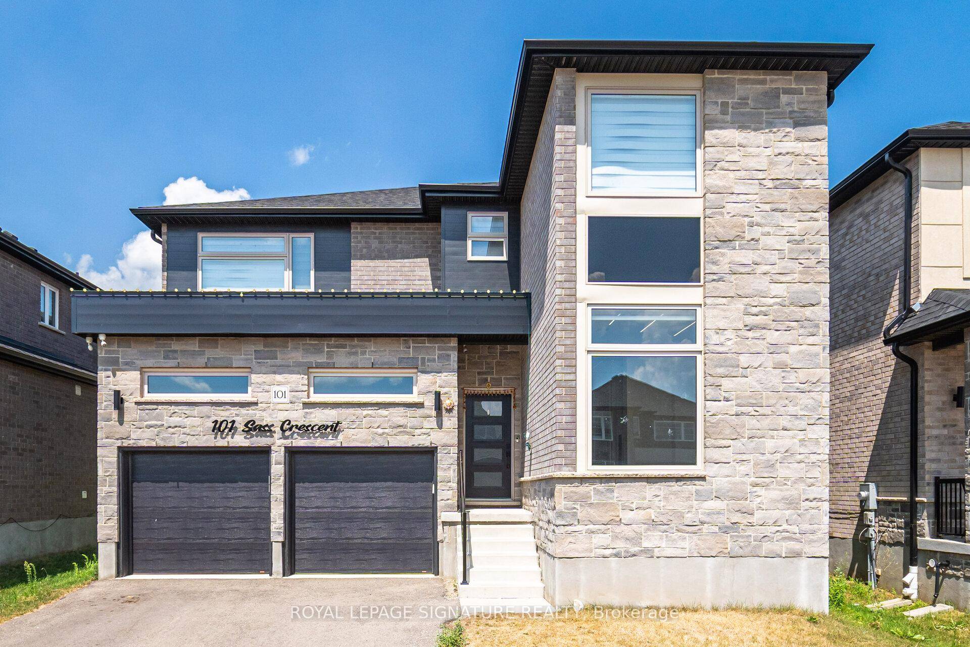 Discover this brand new, all brick detached home in the prestigious Arlington Meadows community one of Paris most sought after neighborhoods for families of all sizes.