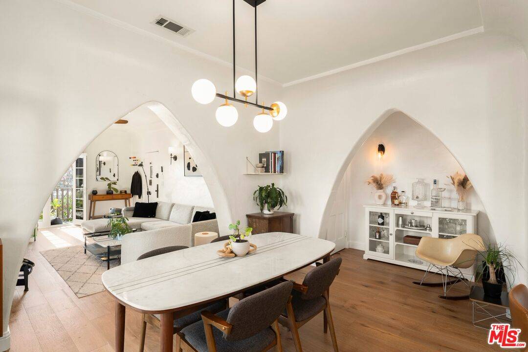 500  N Genesee Ave 2.0 Hancock Park LA