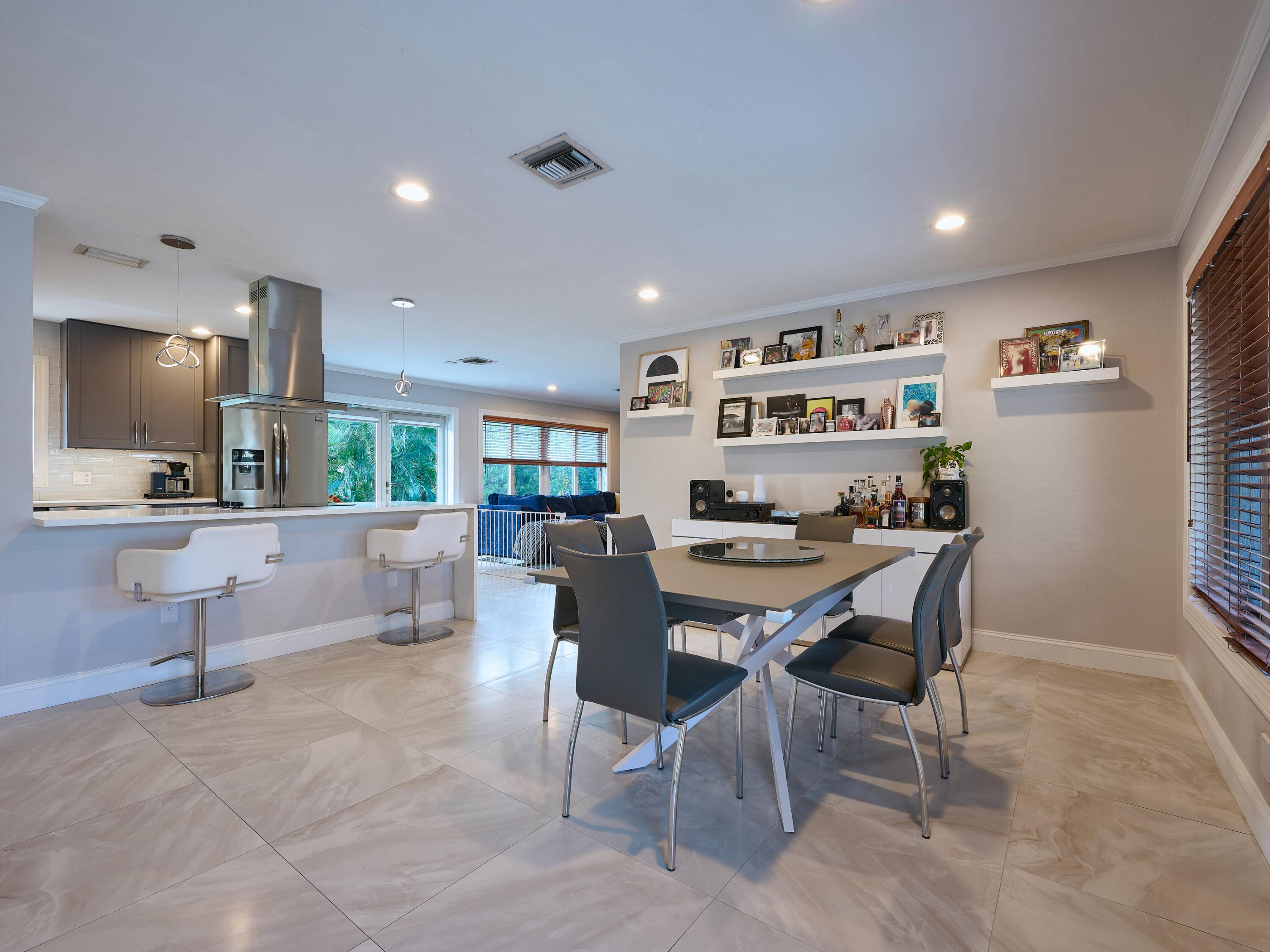 Welcome to your dream home in the vibrant heart of East Oakland Park !