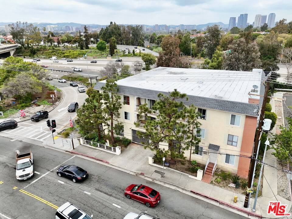 3189 Cheviot Vista Pl 19.0 LA