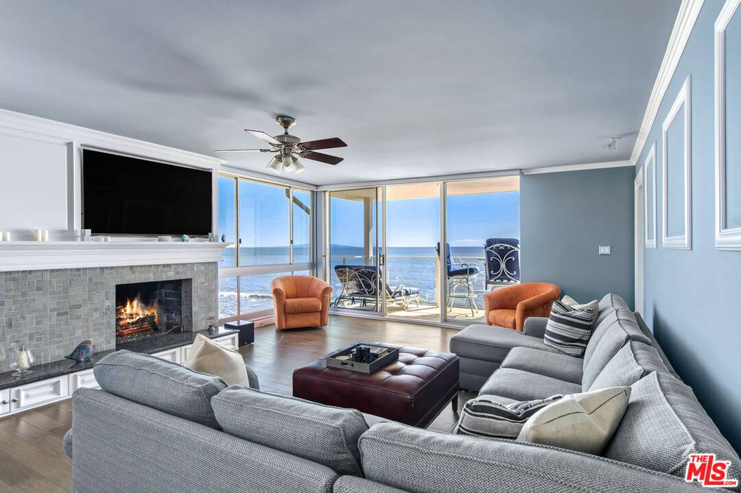 22548 Pacific Coast Hwy 2BR Malibu La