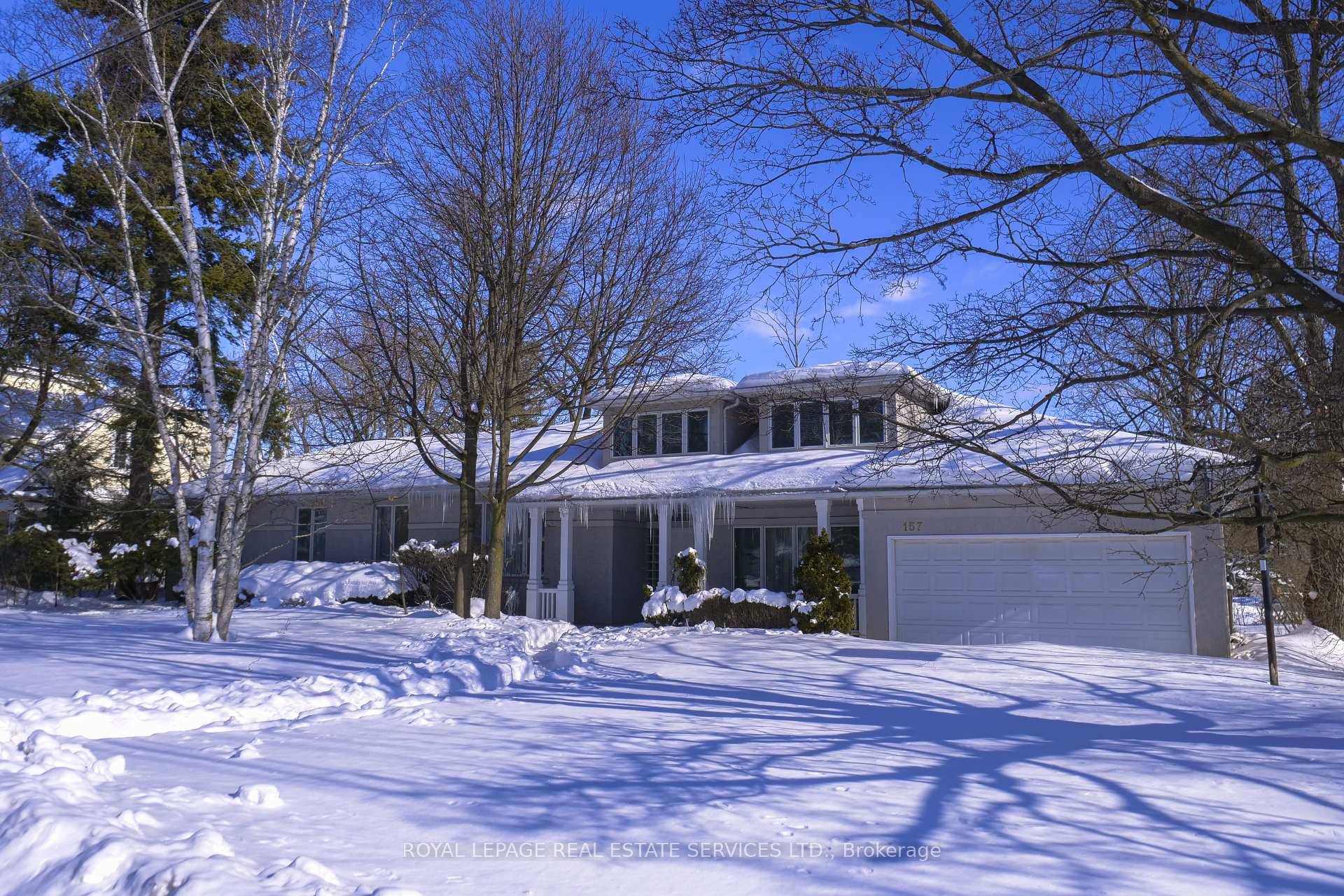 Welcome to 157 Trelawn Avenue !