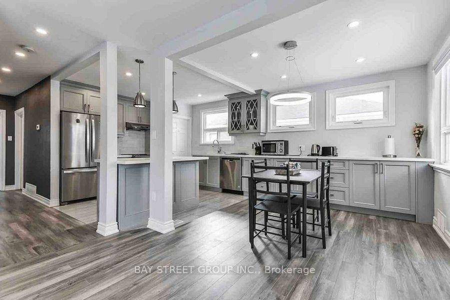 Discover comfort and convenience in this beautifully renovated 3 bedroom upper unit located in the sought after Yorkdale neighborhood.