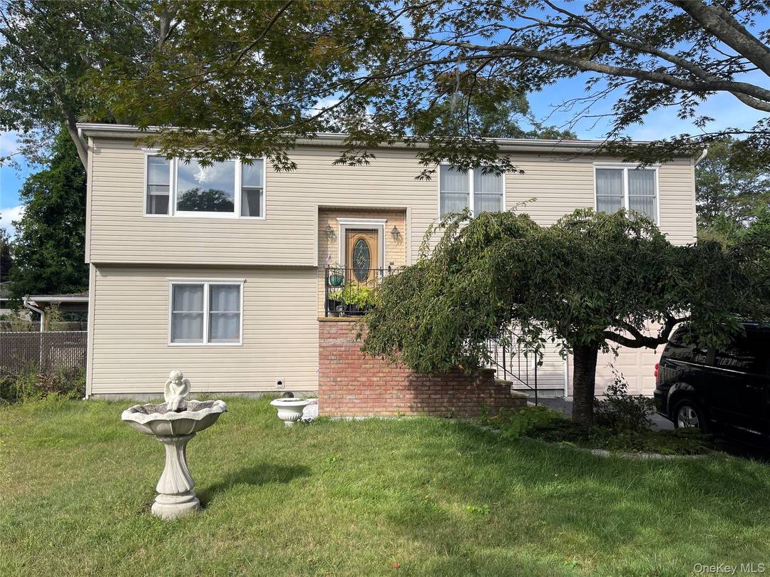 Fully available Welcome to 194 Cranford Blvd !